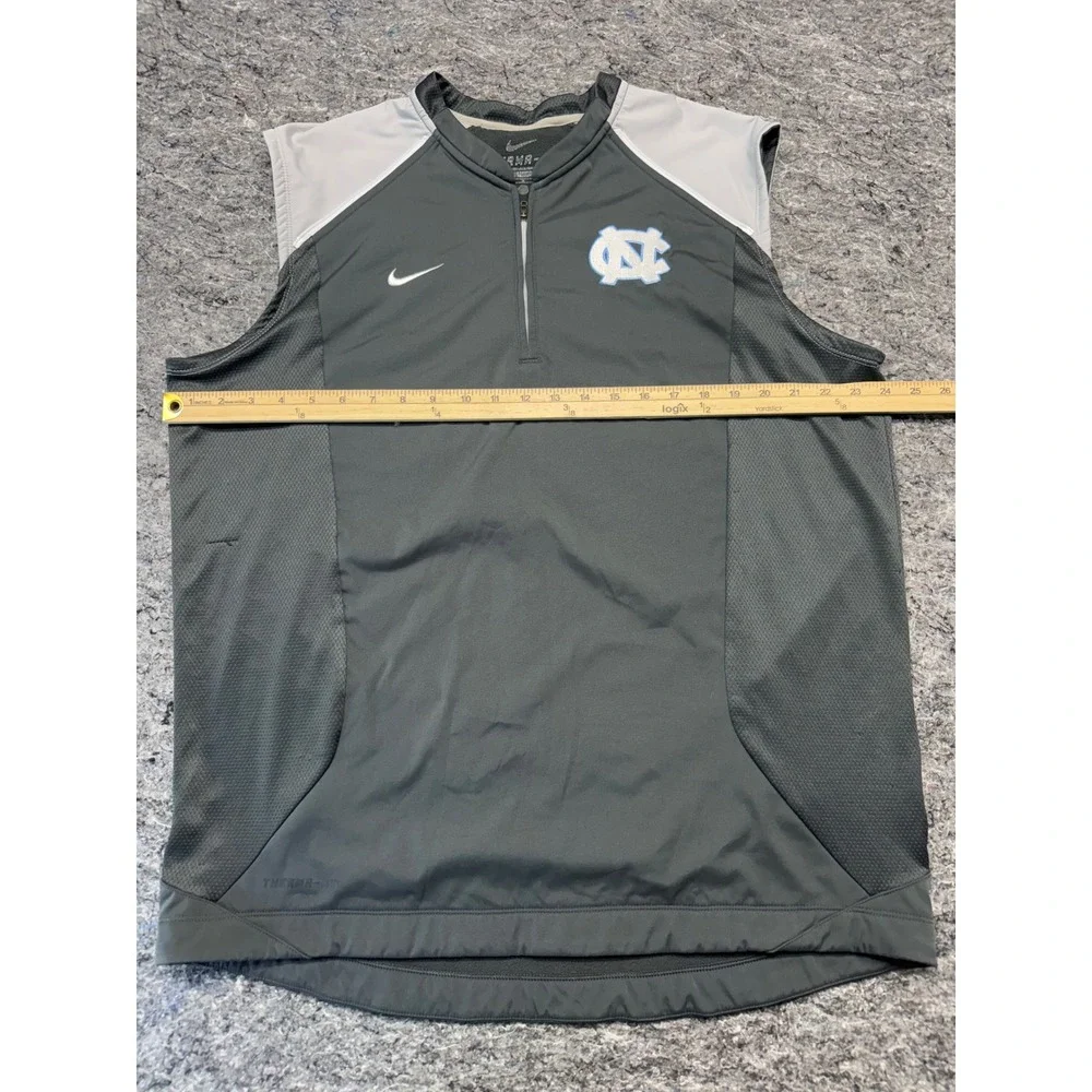Nike UNC Tar Heels Therma-FIT Sleeveless 1/4 Zip Vest Mens L Grey 519560-060
